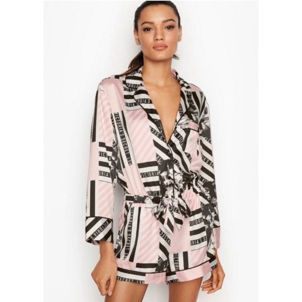 Victoria's Secret pink logo Pajama romper Sleep Wear Size M